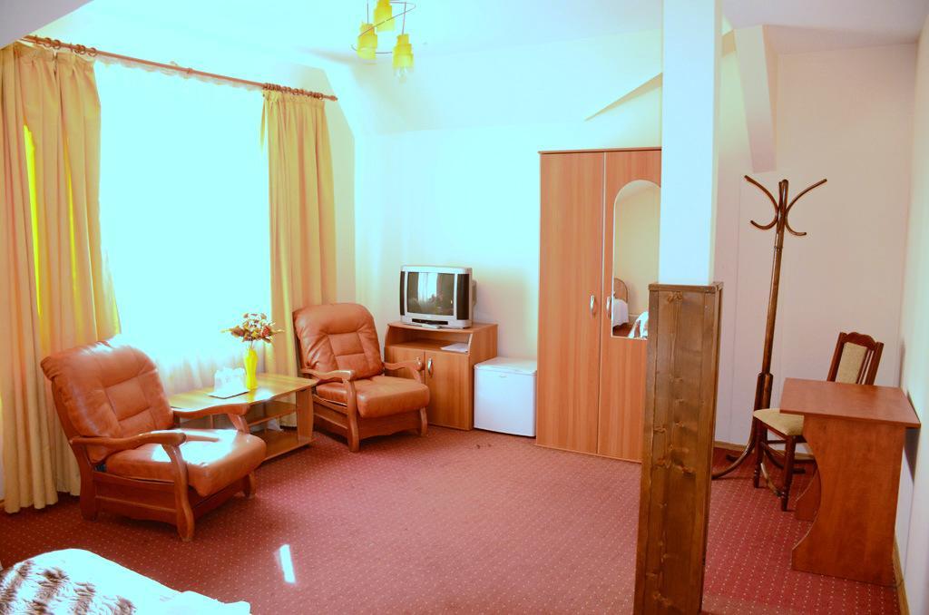 德拉法酒店 克卢日-纳波卡 外观 照片